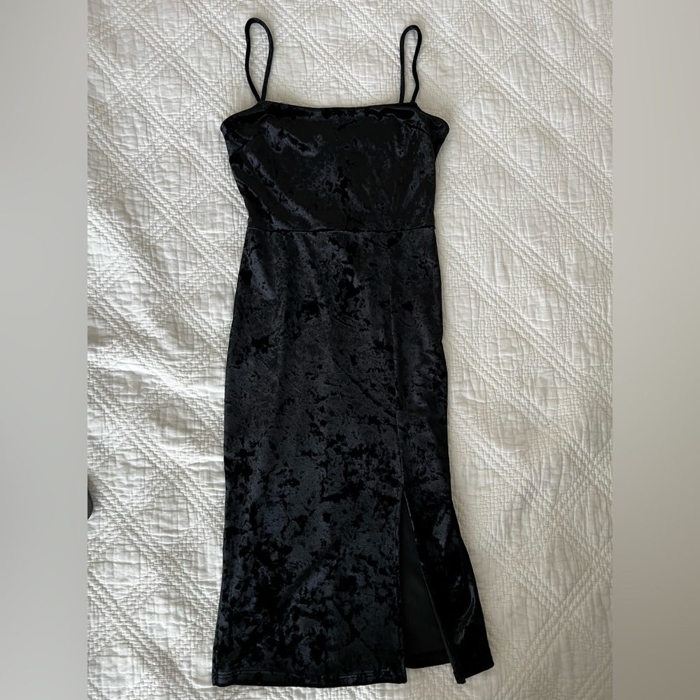 Lulu’s Velvet Strap Dress